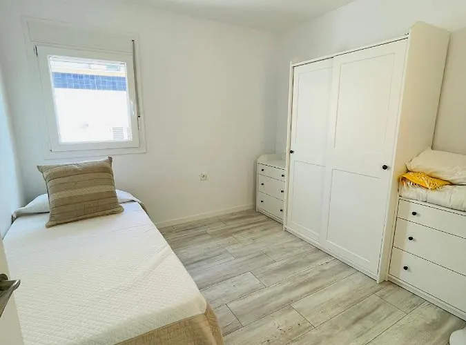 La Marina2 Seaview With Amazing Terrace Daire