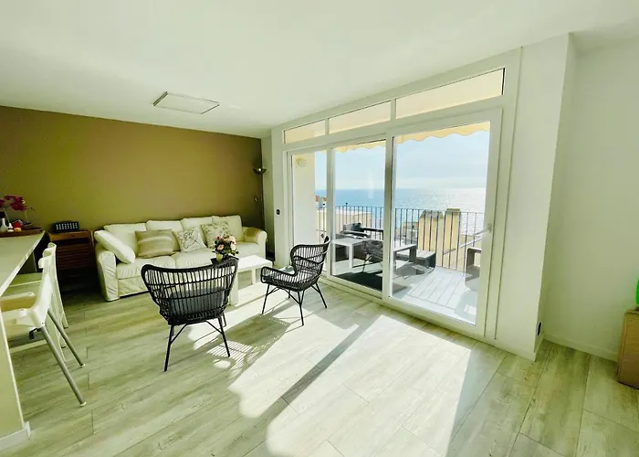 La Marina2 Seaview With Amazing Terrace Daire *